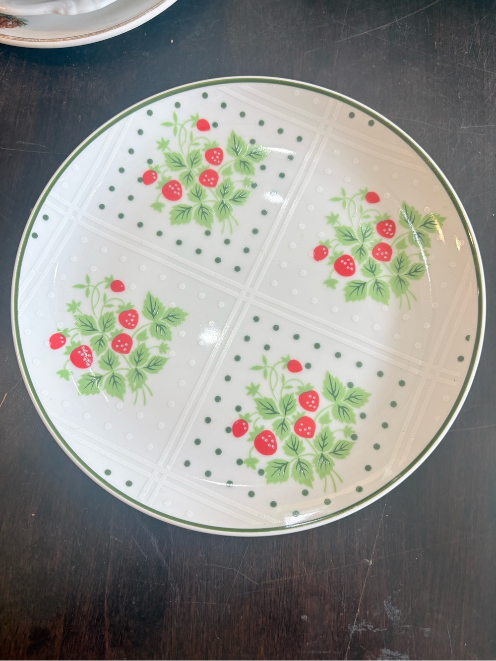 Enesco White Snack Bread Plate with Red Strawberry and Green Leaf Motif